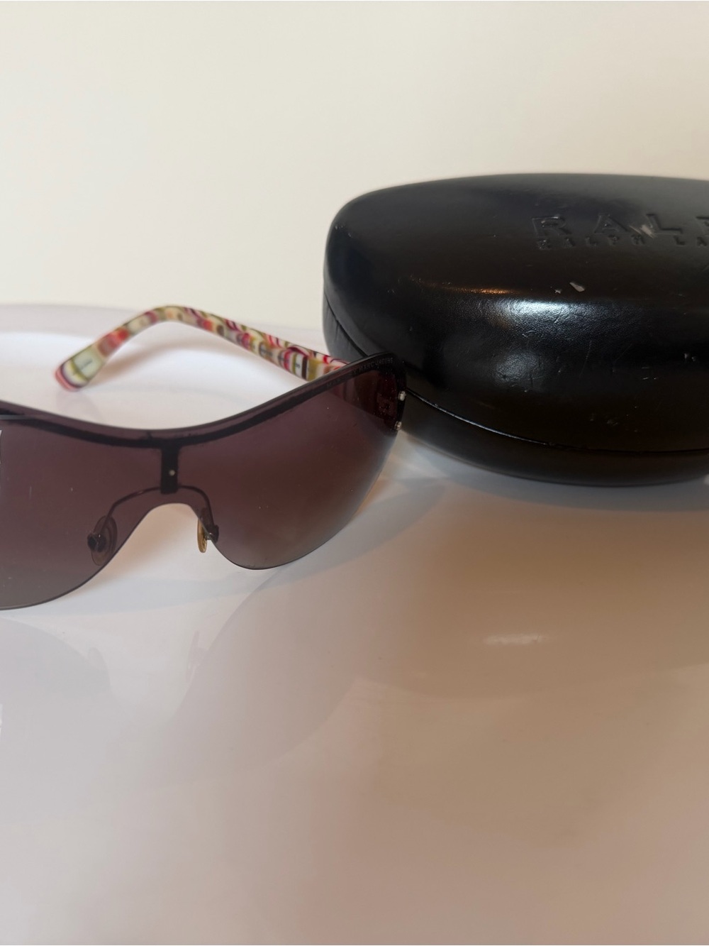 Marc Jacobs Purple Gradient Shield Sunglasses with Floral Arms